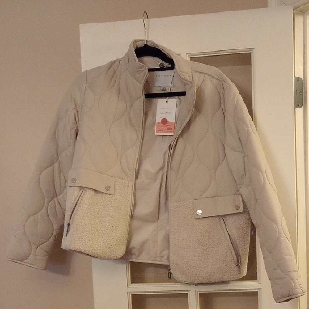 Women's Quilted Beige Jacket